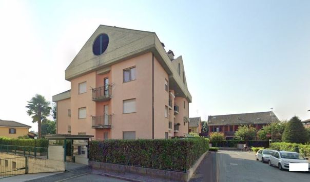 SAVIGLIANO - GRANDE APPARTAMENTO CON 3 CAMERE